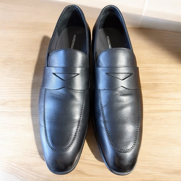 Nordstrom-Men’s 11 Ortholite Black leather Edward Penny Loafer. Like new cond! main image 15